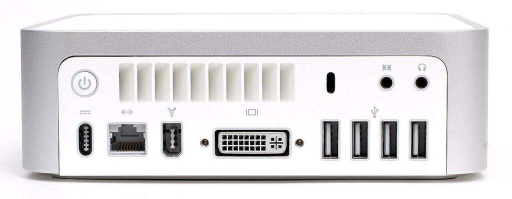 Mac mini zamiast MacBooka? Kiedy desktop Apple’a opłaca się bardziej